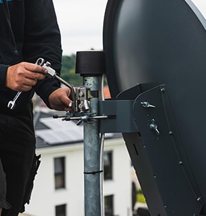 SATELLITE TV VASTINSTALLATION min